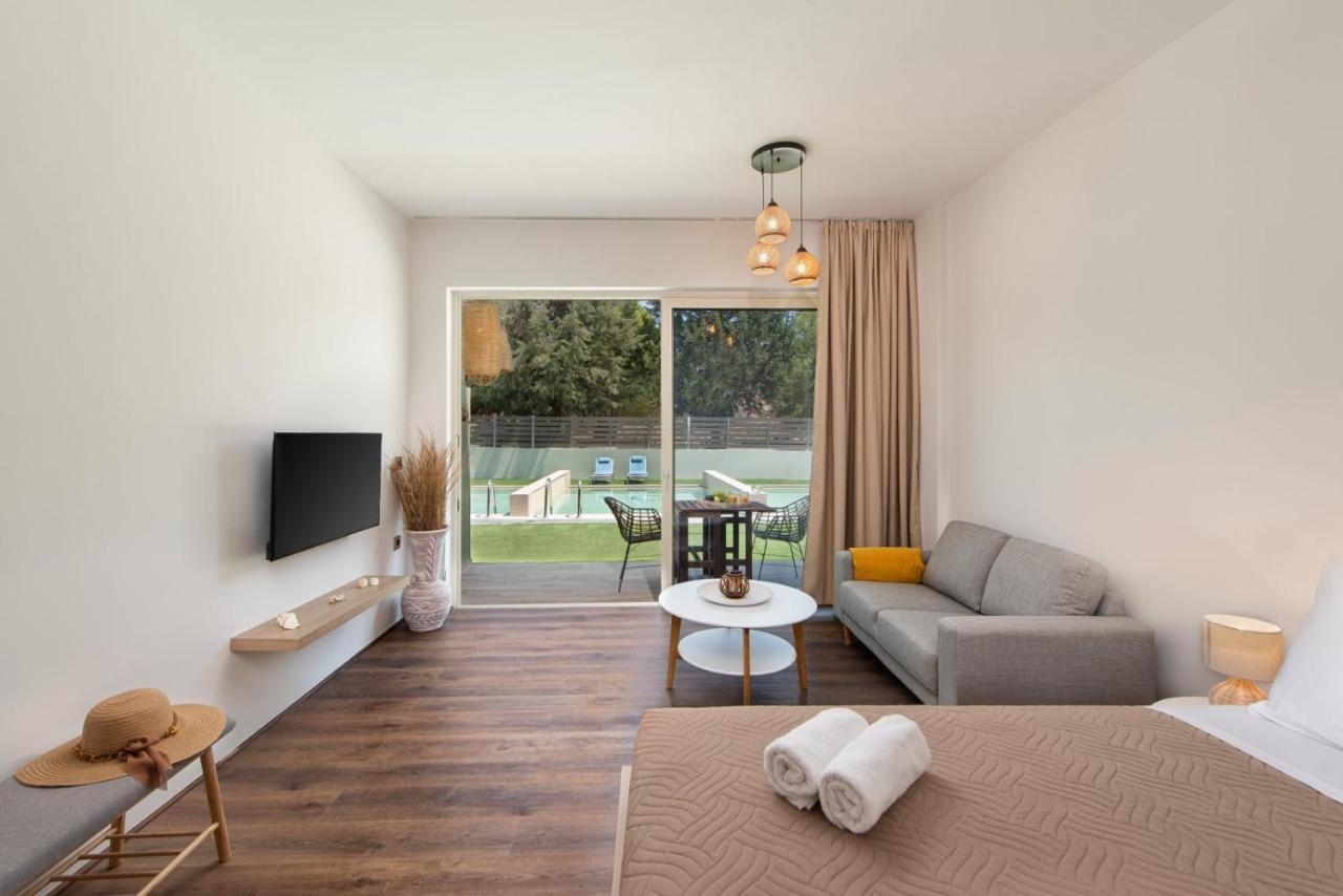 Appartement Theros Charaki